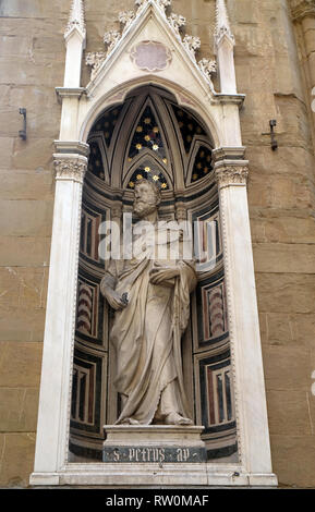 San Pietro da Filippo Brunelleschi , Chiesa di Orsanmichele a Firenze, Toscana, Italia Foto Stock