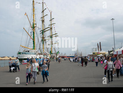 Le navi alte visitano il Porto di Sunderland Foto Stock