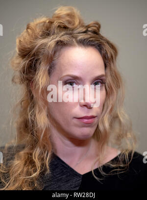 Berlino, Germania. 4 Mar 2019. Direttore del teatro Yael Ronen, colpo dopo il colloquio presso il Maxim Gorki Theater. Foto: Monika Skolimowska/dpa-Zentralbild dpa/credito: dpa picture alliance/Alamy Live News Foto Stock