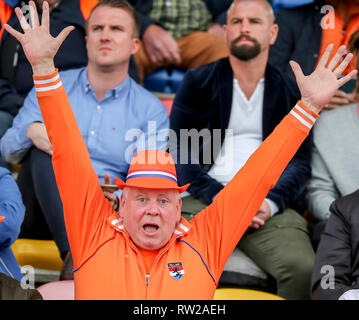 Parchal, Portogallo. 4 Mar 2019. Bela Vista Stadio Comunale, Algarve Cup 2019, Paesi Bassi - Polonia (donne), ventilatori in gabbie del stadiumduring match Paesi Bassi - Polonia (donne) Credito: Pro scatti/Alamy Live News Foto Stock