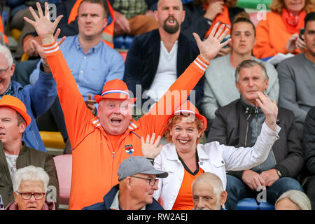 Parchal, Portogallo. 4 Mar 2019. Bela Vista Stadio Comunale, Algarve Cup 2019, Paesi Bassi - Polonia (donne), ventilatori in gabbie del stadiumduring match Paesi Bassi - Polonia (donne) Credito: Pro scatti/Alamy Live News Foto Stock