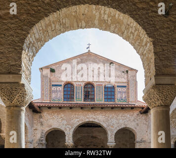 Basilica Eufrasiana - Eufrazijeva bazilika in croato - o la Basilica Cattedrale dell Assunzione di Maria. Parenzo in Istria, Croazia. La a Foto Stock