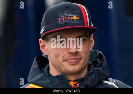 Barcelona, Spagna - 2019, Feb, xx - Max Verstappen dei Paesi Bassi 33 Aston Martin Red Bull Racing RB15 Ritratto F1 2019 Test. Foto Stock