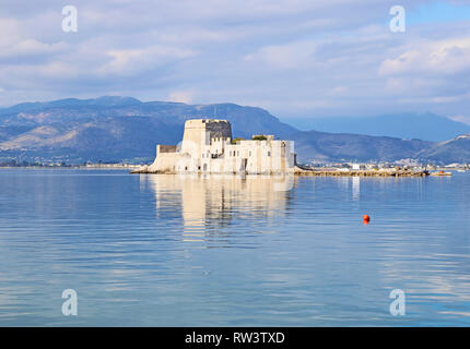 Paesaggio del castello veneziano Bourtzi a Nafplio Argolis Grecia Foto Stock