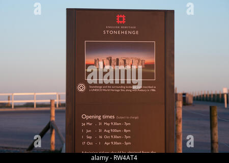 Il mistero di Stonehenge in Inghilterra - Stonehenge, Regno Unito - 27 febbraio 2019 Foto Stock