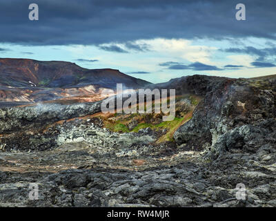 Leirhnukur primavera calda area, area geotermica, Islanda Foto Stock