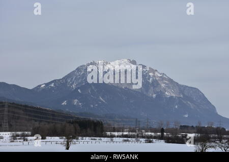 Villacher Alpe, Dobratsch, Kärnten, inverno, Alpen, Gebirgsstock, Jahreszeit, Schnee Fels, Mittente Sendemast, Senden, Radio, Rundfunk Fernsehen, Foto Stock