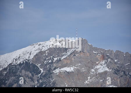 Villacher Alpe, Dobratsch, Kärnten, inverno, Alpen, Gebirgsstock, Jahreszeit, Schnee Fels, Mittente Sendemast, Senden, Radio, Rundfunk Fernsehen, Foto Stock