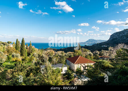 Vicolo tradizionale in Kymi all isola di Eubea, Grecia Foto Stock