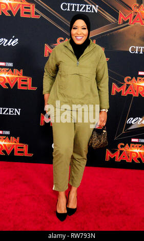 Hollywood, Stati Uniti d'America. 04 Mar, 2019. HOLLYWOOD, CA - Marzo 4: American atleta olimpico Ibtihaj Muhammad la Premiere mondiale di Marvel Studios 'Captain Marvel" il 4 marzo 2019 a El Capitan Theater di Hollywood, in California. Credito: Barry re/Alamy Live News Foto Stock