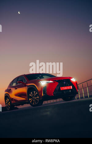 Barcellona, febbraio 2018 - Nuova Lexus UX dimensioni compatte crossover ibrido viene visualizzato per scopi editoriali Foto Stock