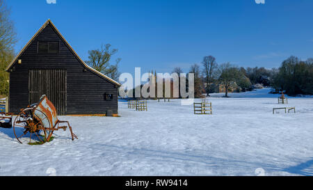 Vista nevoso verso Chawton House, Janes Austin residenza della famiglia, Hampshire, Regno Unito Foto Stock