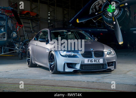 E90 forma BMW M3 tedesca auto sportiva, modificati e sovralimentato Foto Stock