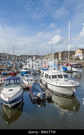 Penarth Quays Marina South Wales coast - piuttosto recente sviluppo catering per la nautica e gli appassionati di nautica. Foto Stock