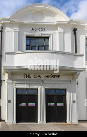 La vecchia entrata alla spa Theatre, Bridlington, East Riding of Yorkshire, Inghilterra, Regno Unito Foto Stock