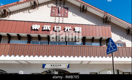 NIKKO, Giappone - 2 febbraio 2019: Nikko Stazione ferroviaria stazione ferroviaria sulla Tobu Nikko Line Foto Stock