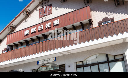 NIKKO, Giappone - 2 febbraio 2019: Nikko Stazione ferroviaria stazione ferroviaria sulla Tobu Nikko Line Foto Stock