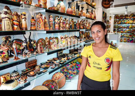 Cartagena Colombia,Centro,centro,shopping store business display vendita artigianato,arte popolare souvenir figurine tamo de pasto paglia marquesia,Hi Foto Stock