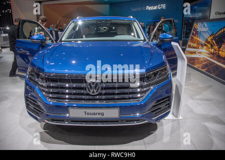 Ginevra, Svizzera. 6 Marzo, 2019. La nuova Volkswagen Touareg ha presentato alla stampa i giorni dell'ottantanovesimo Geneva International Motor Show. Credito: Eric Dubost/Alamy Live News Foto Stock