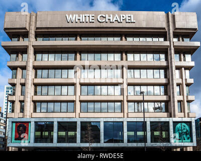 Il White Chapel Building di Whitechapel East London - un edificio di uffici 1980s ristrutturato in un design di Fletcher Priest Architects 2019. Foto Stock