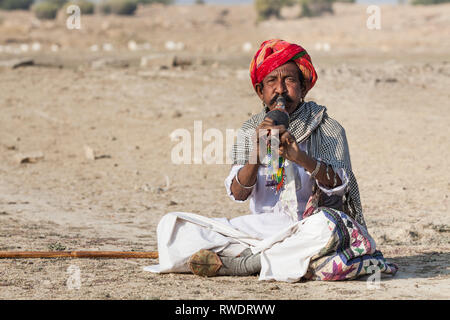Ritratto di un uomo, Jaisalmer, Rajasthan, India, Asia Foto Stock