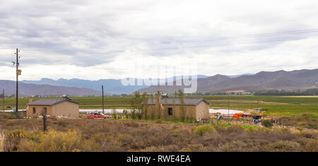 Operai agricoli o dei lavoratori cottages in una fattoria in Robertson regione vinicola del Sud Africa o il Cape Winelands Foto Stock