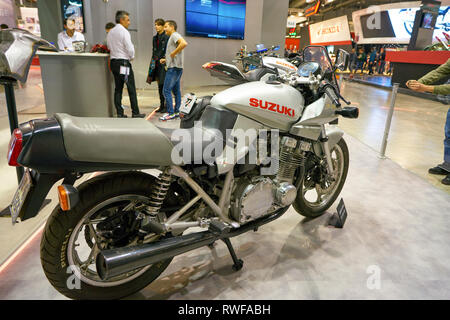 Milano, Italia - 11 novembre 2017: Suzuki Motorcycle è visualizzato all'EICMA 2017 - La 75° Esposizione Internazionale del Motociclo Foto Stock
