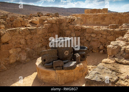 MAMSHIT, Israele / Aprile 10, 2018: questa antica Nabatean cristiana nella città di Israele nel deserto del Negev è stata abbandonata dopo la conquista musulmana nel 7 ce Foto Stock