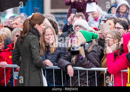 Blackpool, Lancashire, Regno Unito. 6 Mar 2019. Il Duca e la Duchessa di Cambridge, il principe William e Kate Middleton visitare Blackpool Tower mercoledì 6 marzo 2019 come parte di un tour della città sul mare. Credito: Christopher Middleton/Alamy Live News Foto Stock