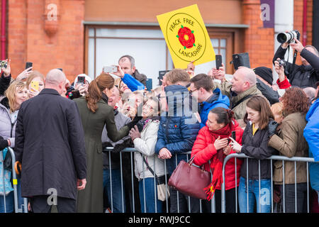 Blackpool, Lancashire, Regno Unito. 6 Mar 2019. Il Duca e la Duchessa di Cambridge, il principe William e Kate Middleton, visitare Blackpool Tower mercoledì 6 marzo 2019 come parte di un tour della città sul mare. Credito: Christopher Middleton/Alamy Live News Foto Stock
