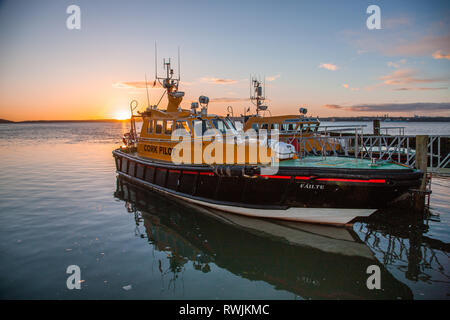 Cobh, Cork, Irlanda. 07Th Mar, 2019. Porto di Cork barche pilota Fáilte e Gleann Mór legato fino all'alba al pontile a Cobh, Co Cork, Irlanda. Credito: David Creedon/Alamy Live News Foto Stock