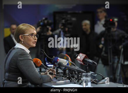 Kiev, Ucraina. 7 Mar, 2019. Leader dell'Ucraina partito politico visto durante una conferenza stampa. Ucraino candidato presidenziale Yulia Tymoshenko ha sottoscritto impegni per gli elettori dell'Ucraina. Credito: Sergei Chuzavkov SOPA/images/ZUMA filo/Alamy Live News Foto Stock