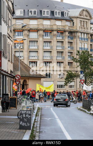 Strasburgo, Francia - Sep 12, 2017: politico marzo durante un francese giornata nazionale di protesta contro la riforma del lavoro proposto da Emmanuel Macron di governo Foto Stock