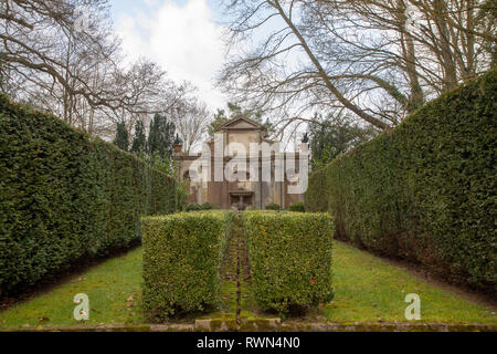 West casa verde giardino, Thackham's Lane, vicino Hartley Wintney, gancio Hampshire RG27 8JB Foto Stock