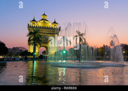 Patuxai Monumento della Vittoria Vientiane Laos Foto Stock