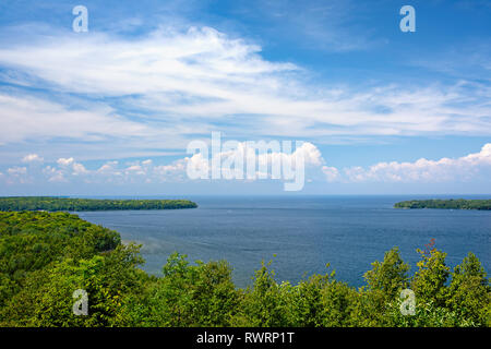 Vista da New Scenic 5 posti si affacciano in Penninsula parco dello stato in Door County, Wisconsin Foto Stock