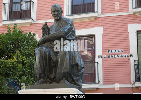 Montanes statua (1923), Salvador Square, Siviglia, Spagna Foto Stock