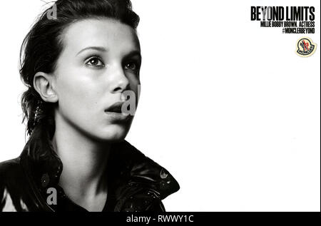 2010S UK Moncler Magazine annuncio pubblicitario Foto Stock