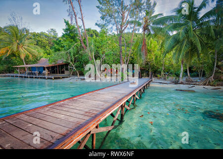 Homestay Yenkoranu a Pulau Kri Raja Ampat, Indonesia Foto Stock