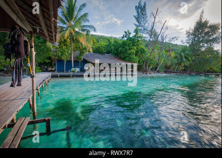 Homestay Yenkoranu a Pulau Kri Raja Ampat, Indonesia Foto Stock