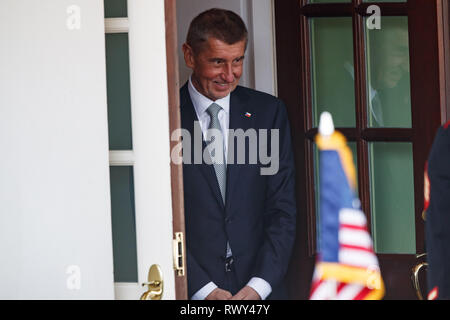 Washington, Distretto di Columbia, Stati Uniti d'America. 7 Mar, 2019. Repubblica Ceca il primo ministro Andrej Babic si diparte la Casa Bianca di Washington, il Distretto di Columbia, giovedì 7 marzo 2019. Credito: Ting Shen/CNP Credito: Ting Shen/CNP/ZUMA filo/Alamy Live News Foto Stock