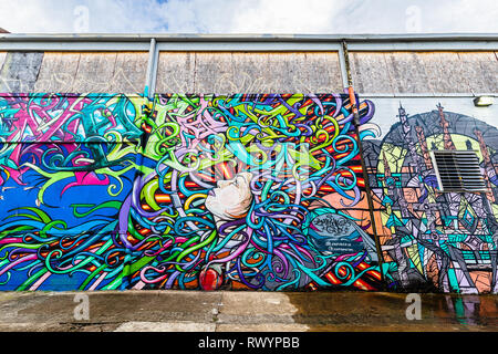 Graffiti da alcuni artisti di talento nel centro cittadino di Houston, TX Foto Stock