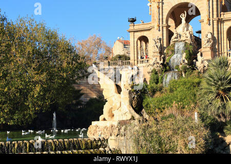 Cascada fontana a Ciudadella Park, Barcellona Foto Stock