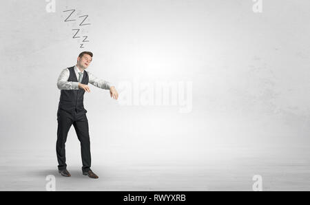 Stanco imprenditore con la malattia del sonno di andare da qualche parte Foto Stock