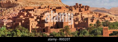 Kasbah Ait-Benhaddou, Sito Patrimonio Mondiale dell'UNESCO, Atlas Atlas Mountains, vicino a Ouarzazate, Marocco Foto Stock