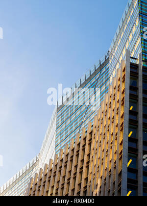 Dettaglio del 10 Fenchurch Avenue edificio nella città di Londra - Inghilterra Foto Stock