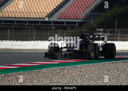 Montmelo, Barcelona - Spagna. 28h Febbraio 2019. Romain Grosjean di Francia la guida del (8) Haas F1 Team VF-19 Ferrari in pista durante la F1 Winter Testi Foto Stock