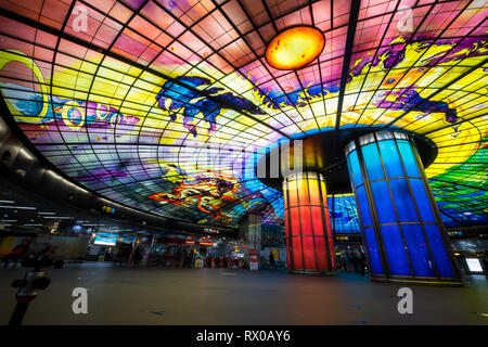 Scenario della cupola di luce, Kaohsiung, Taiwan. Questo è uno dei più famosi luoghi sia per i cittadini di Kaohsiung e turisti Foto Stock