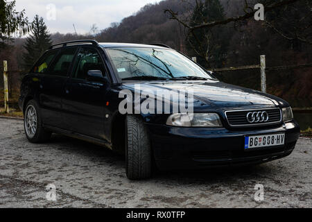 Audi A4 B5 (parte anteriore) Foto Stock