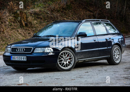 Audi A4 B5 (ruote BBS) Foto Stock